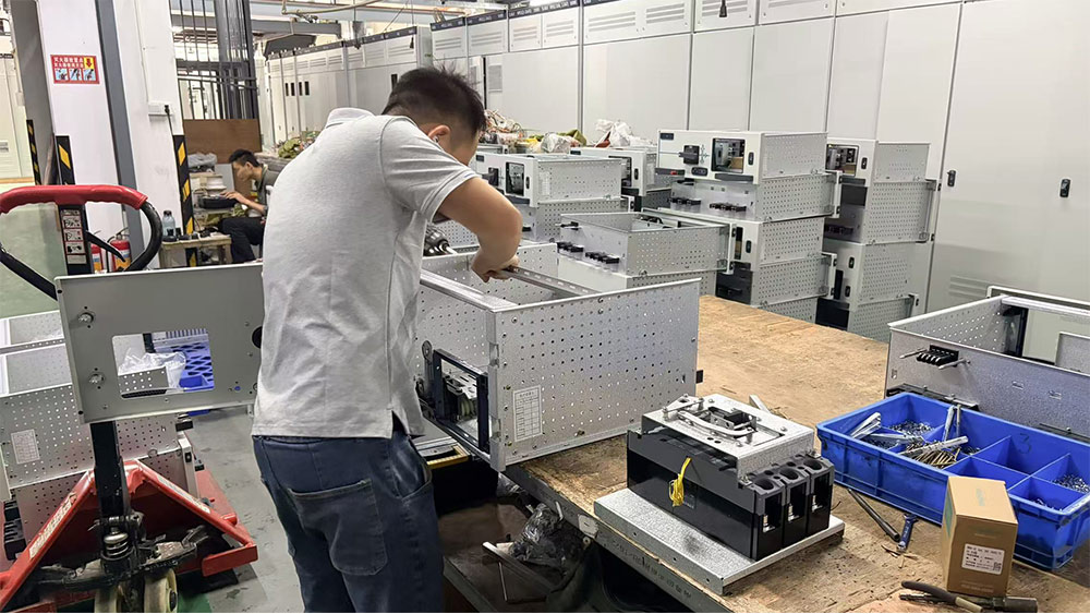 Custom LV Switchgear